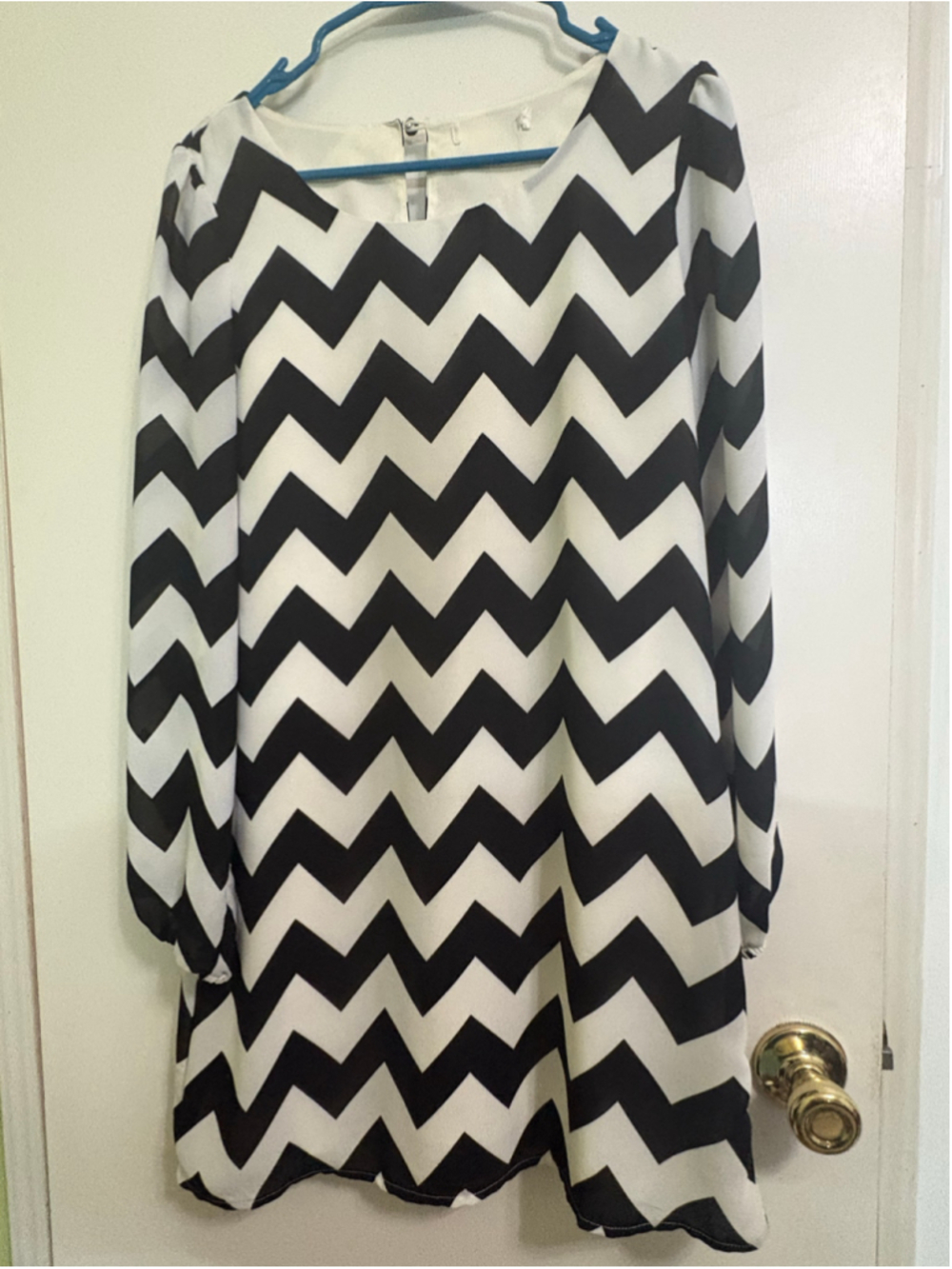 Women's Unbranded Long Sleeve Dress M Black White Chevron